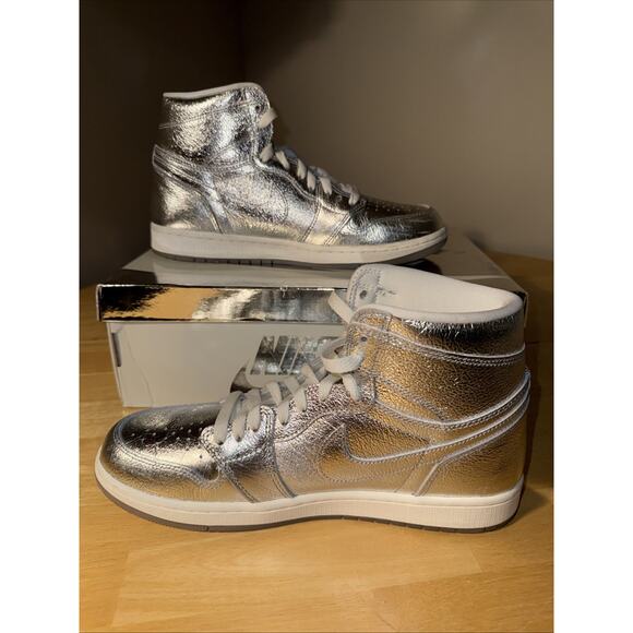 Emma Air Jordan 1 Retro Hi OG Metallic Chrome 11W